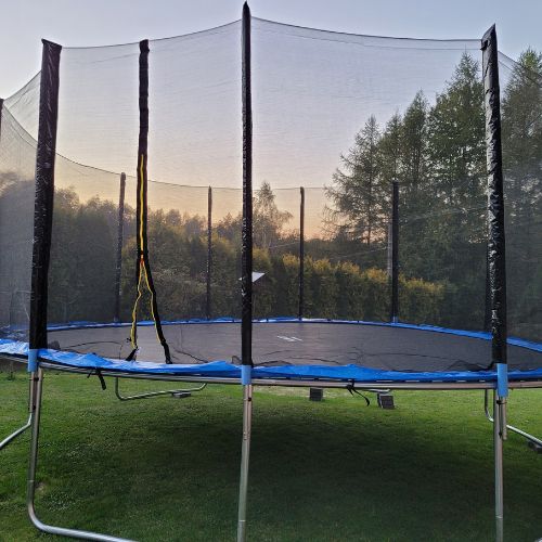 Trampolina ogrodowa
